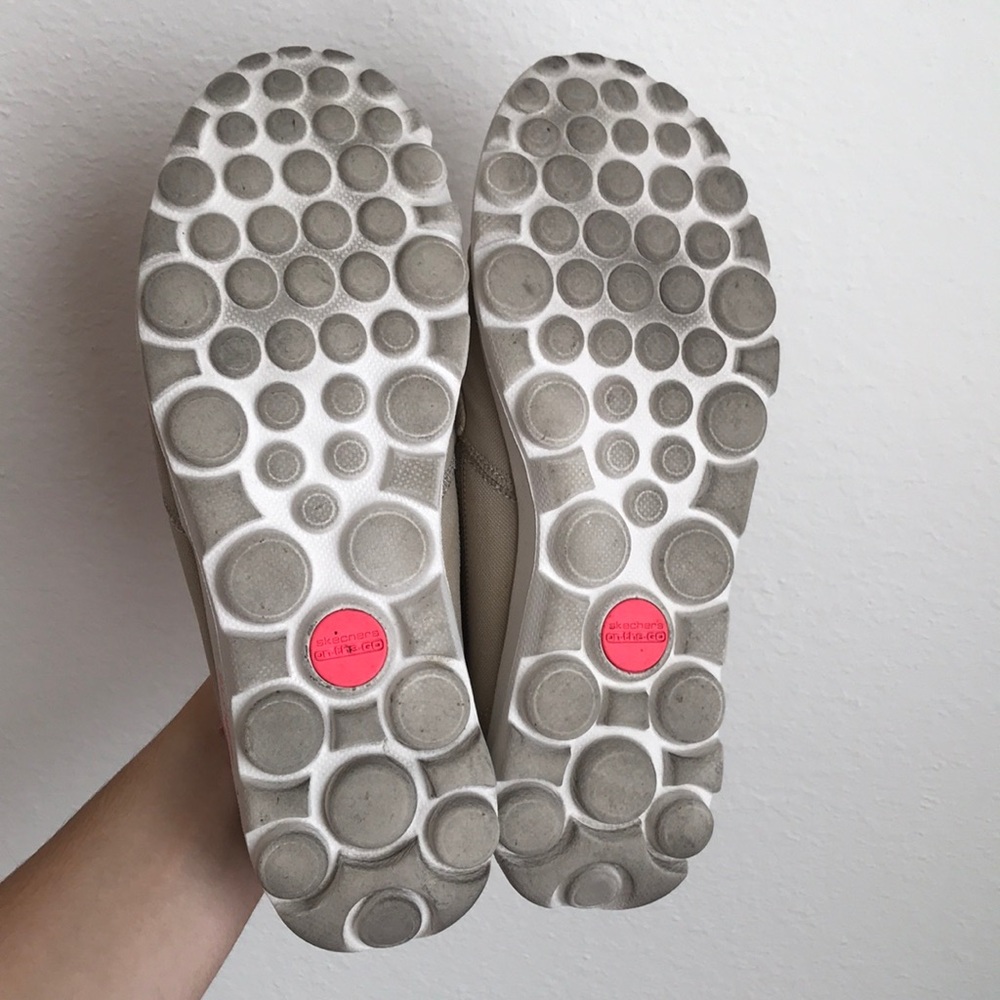 Sketchers Flats - Picture 5 of 8